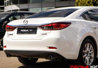 Подержанный автомобиль Mazda 6 Sedan 2015 года (17 фото)