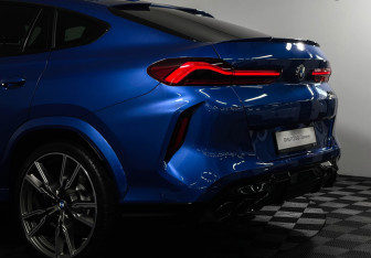 Подержанный автомобиль BMW X6 2019 года (23 фото)