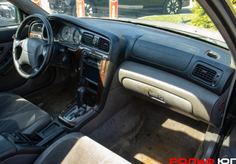 Подержанный автомобиль Subaru Outback Wagon 2000 года (7 фото)