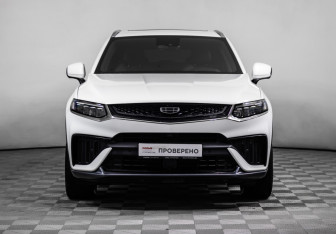 Подержанный автомобиль Geely Tugella 2022 года (2 фото)