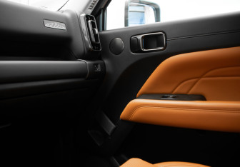 Подержанный автомобиль Haval H9 2024 года (23 фото)