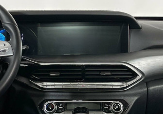 Подержанный автомобиль FAW Bestune T77 2023 года (7 фото)