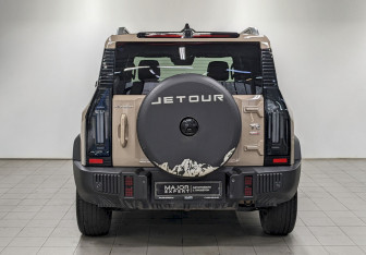 Подержанный автомобиль Jetour T2 2024 года (6 фото)