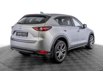 Подержанный автомобиль Mazda CX-5 2021 года (5 фото)