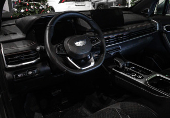 Подержанный автомобиль Geely Okavango 2024 года (11 фото)