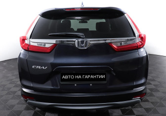 Подержанный автомобиль Honda CR-V 2017 года (6 фото)