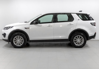 Подержанный автомобиль Land Rover Discovery Sport 2018 года (8 фото)