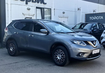 Подержанный автомобиль Nissan X-Trail 2018 года (3 фото)