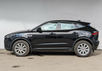 Подержанный автомобиль Jaguar E-Pace 2020 года (20 фото)