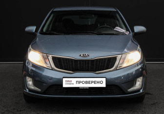 Подержанный автомобиль Kia Rio Hatchback 2012 года (2 фото)