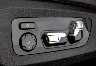 Подержанный автомобиль BMW X6 2020 года (26 фото)