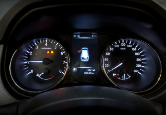 Подержанный автомобиль Nissan Qashqai 2020 года (12 фото)