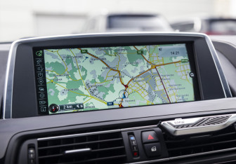 Подержанный автомобиль BMW M6 Sedan 2013 года (24 фото)