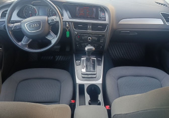 Подержанный автомобиль Audi A4 Sedan 2014 года (11 фото)