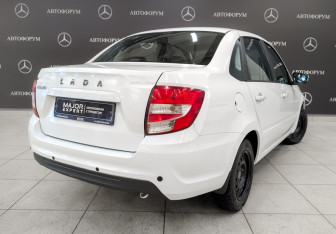 Подержанный автомобиль LADA (ВАЗ) Granta Sedan 2023 года (5 фото)