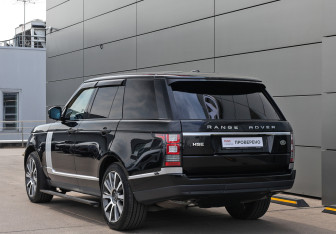Подержанный автомобиль Land Rover Range Rover 2014 года (7 фото)