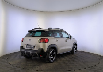 Подержанный автомобиль Citroen C3 Aircross 2020 года (5 фото)