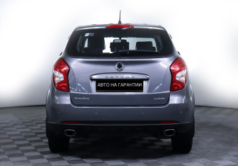 Подержанный автомобиль SsangYong Actyon 2014 года (6 фото)