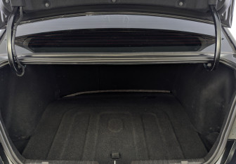 Подержанный автомобиль Chevrolet Cruze Sedan 2014 года (10 фото)