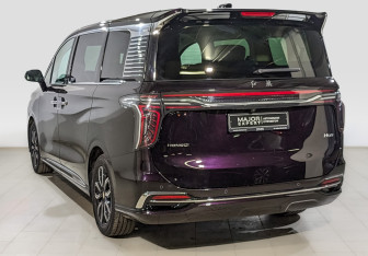 Подержанный автомобиль Hongqi HQ9 2022 года (7 фото)
