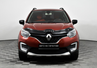 Подержанный автомобиль Renault Kaptur 2018 года (2 фото)