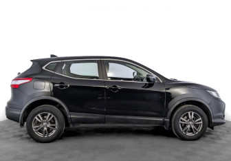 Подержанный автомобиль Nissan Qashqai 2018 года (4 фото)