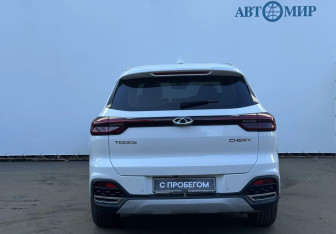 Подержанный автомобиль Chery Tiggo 8 2022 года (6 фото)