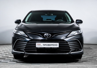 Подержанный автомобиль Toyota Camry Sedan 2023 года (2 фото)