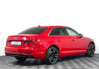 Подержанный автомобиль Audi A4 Sedan 2015 года (5 фото)
