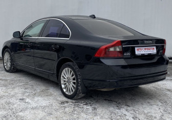Подержанный автомобиль Volvo S80 2007 года (7 фото)