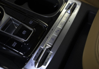 Подержанный автомобиль Kia Carnival 2020 года (20 фото)