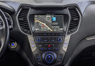 Подержанный автомобиль Hyundai Santa Fe 2017 года (17 фото)