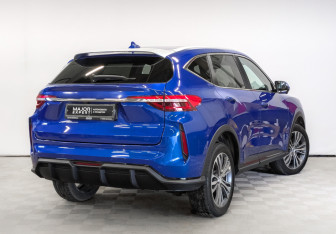Подержанный автомобиль Haval F7 2022 года (5 фото)