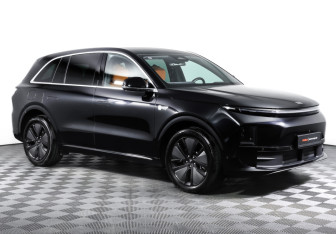 Подержанный автомобиль LiXiang L6 2024 года (3 фото)