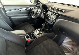 Подержанный автомобиль Nissan X-Trail 2016 года (9 фото)