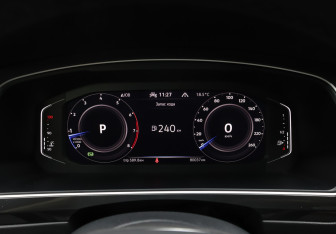 Подержанный автомобиль Volkswagen Tiguan 2022 года (11 фото)