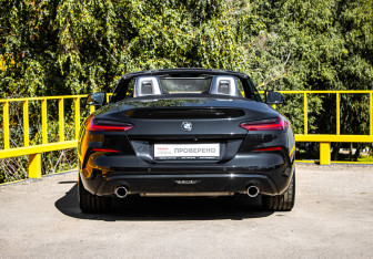 Подержанный автомобиль BMW Z4 Roadster 2020 года (5 фото)