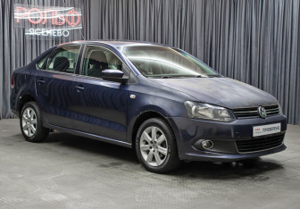 Подержанный автомобиль Volkswagen Polo Sedan 2013 года (3 фото)