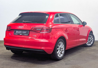 Подержанный автомобиль Audi A3 Hatchback 2013 года (5 фото)
