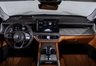 Подержанный автомобиль Tank 500 2024 года (18 фото)