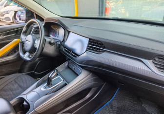Подержанный автомобиль Haval F7x 2020 года (11 фото)