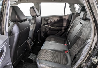 Подержанный автомобиль Москвич 3 2023 года (17 фото)