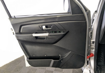 Подержанный автомобиль УАЗ Patriot 2021 года (18 фото)