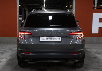 Подержанный автомобиль Skoda Karoq 2022 года (6 фото)