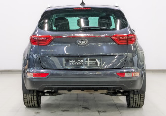 Подержанный автомобиль Kia Sportage 2018 года (6 фото)