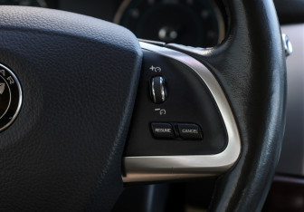 Подержанный автомобиль Jaguar XF Sedan 2014 года (20 фото)