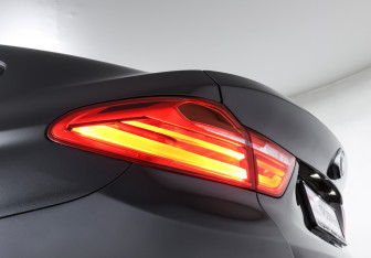 Подержанный автомобиль BMW X4 2018 года (24 фото)