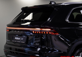 Подержанный автомобиль Geely Monjaro 2023 года (29 фото)