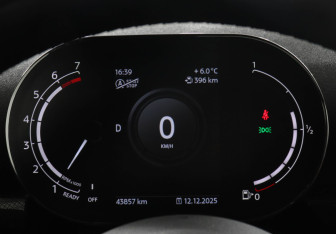 Подержанный автомобиль MINI Clubman Wagon 2021 года (13 фото)