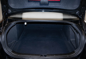 Подержанный автомобиль Audi A6 Sedan 2010 года (30 фото)